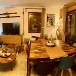 Rouge Gorge Apartment *