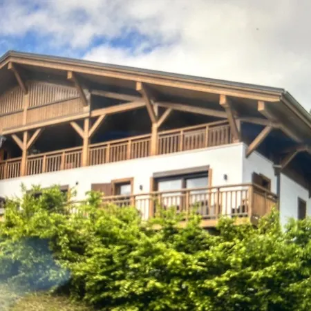 Rouge Gorge Apartment Montreux